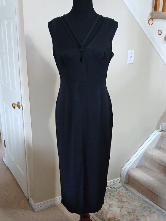 Joseph Ribkoff Dresses & Skirts - Vintage Joseph Ribkoff Black Sleeveless Midi Dress with V-Detail